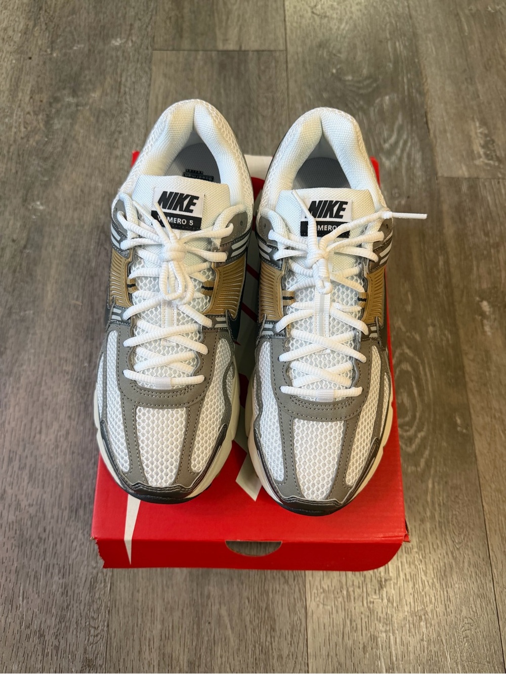 Size 10 - Nike Zoom Vomero 5 Metallic Pewter Medium Ash